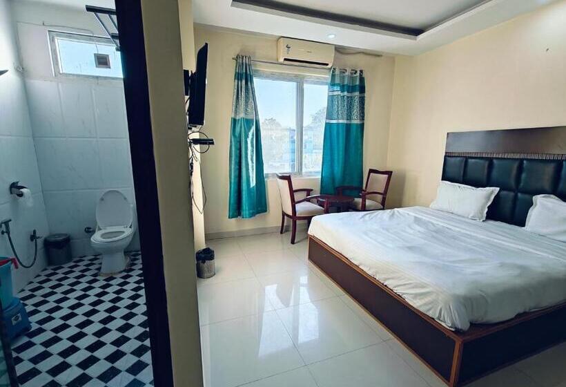 فندق Kirti Heritage