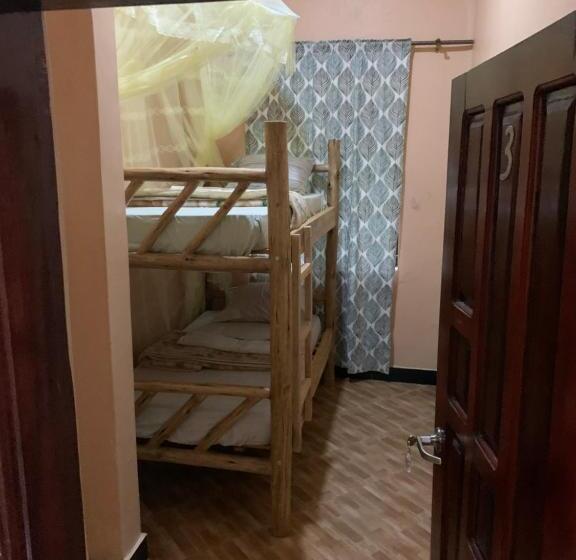 هتل Mpanga Nature Center