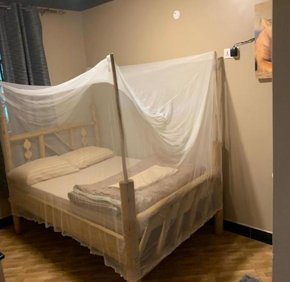 هتل Mpanga Nature Center