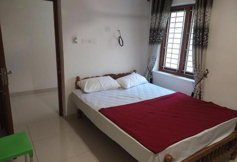 酒店 Mubarak Family Restaurant