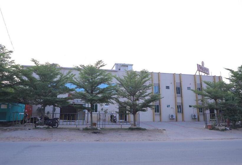 فندق O Renigunta Near Railway Station