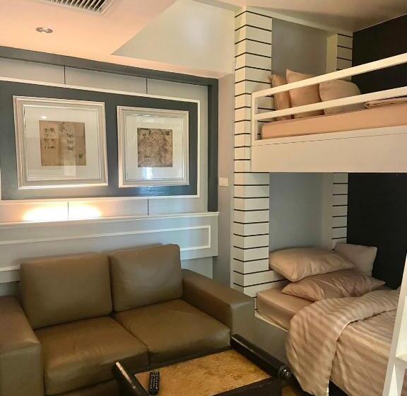 Отель Ocean Breeze Inn   Beach Front