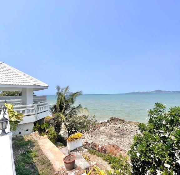 Отель Ocean Breeze Inn   Beach Front