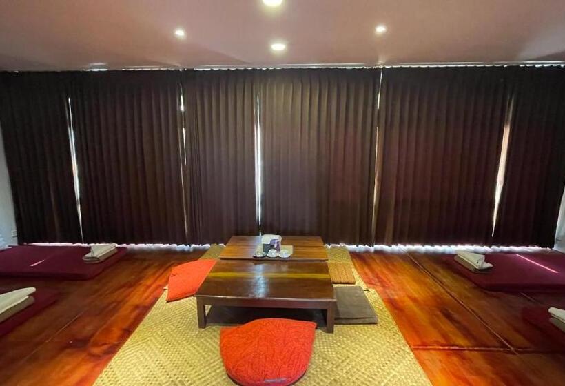 فندق Rocky Cafe & Mini Apartment