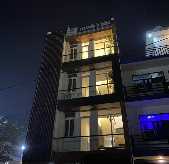 ホテル Royal Park Inn