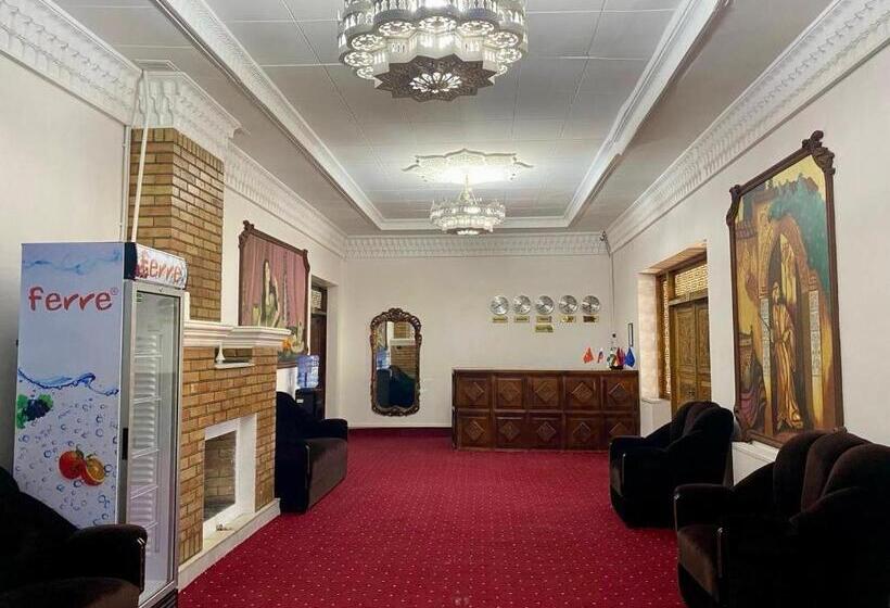 בית מלון כפרי Shukrona