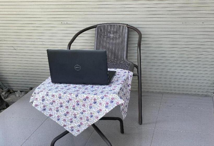 فندق Spot On 93879 Wunut Homestay Syariah