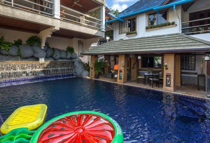 בית מלון כפרי Talay Naiharn