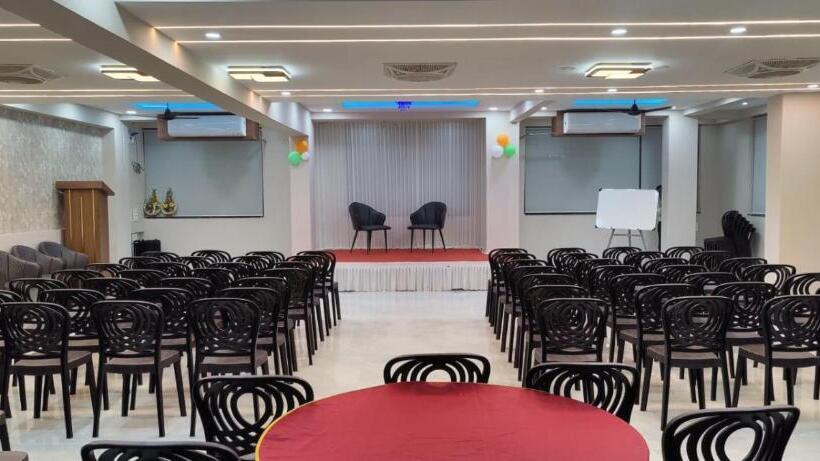 ホテル The Marion