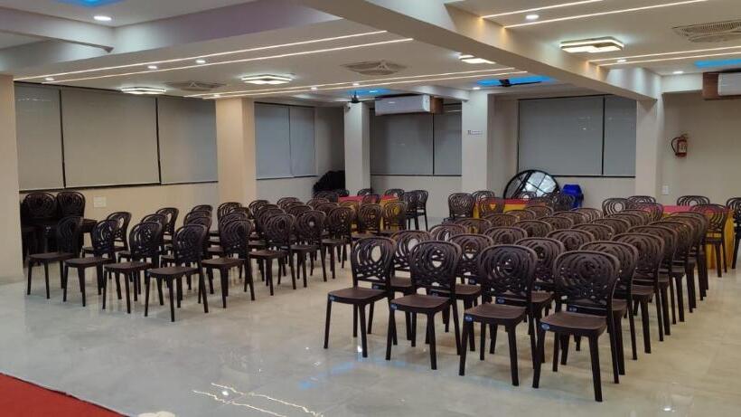 ホテル The Marion