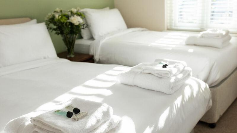 فندق The Pavilion Bisley