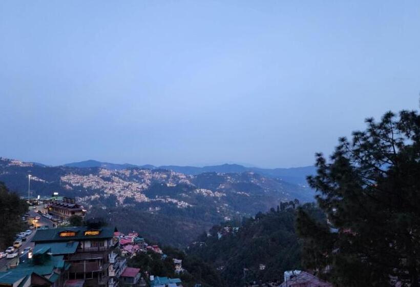 Отель The White House