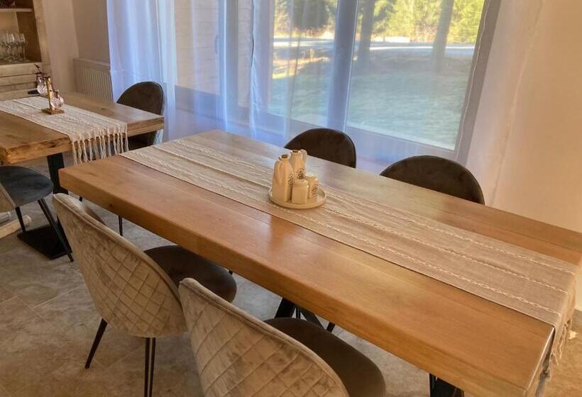 בית מלון כפרי Tiarra Mountain Lodge