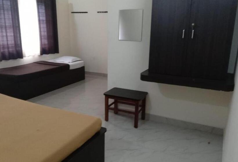 ホテル Varuna Inn