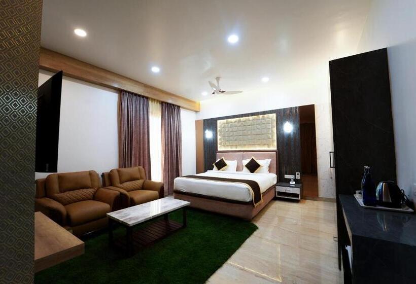 בית מלון כפרי Y Palace