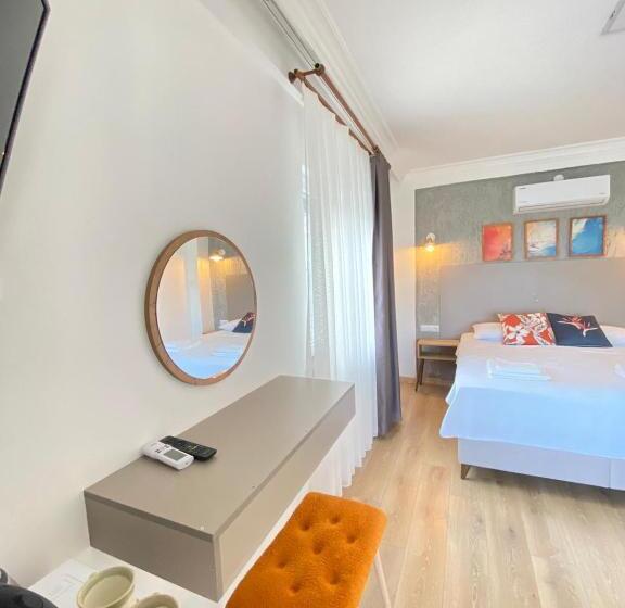 Mavi̇ Rota Buti̇k Otel