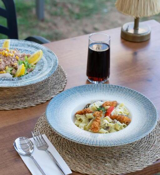 Mavi̇ Rota Buti̇k Otel