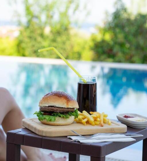 Mavi̇ Rota Buti̇k Otel