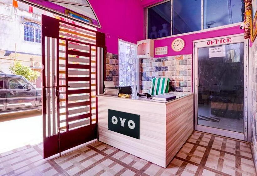 호텔 O Om Palace & Banquet Hall