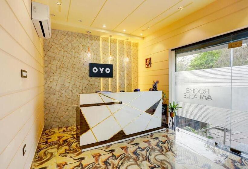 Oyo Flagship The Ashoka Hotel Restaurant And Banquet