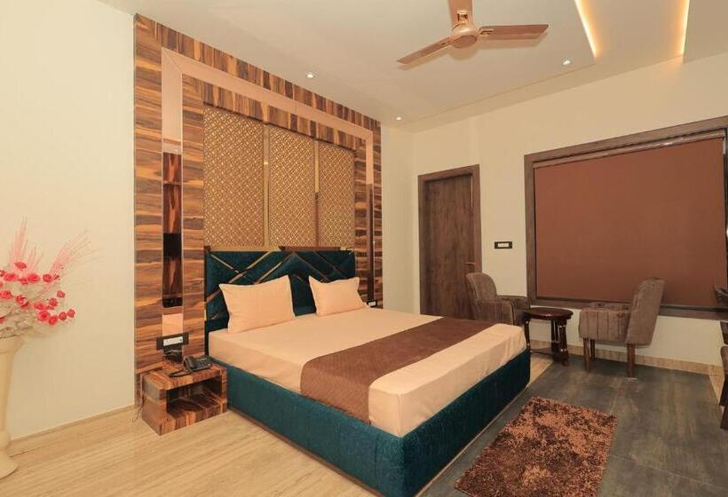 Paradise Grand Hotel & Resorts