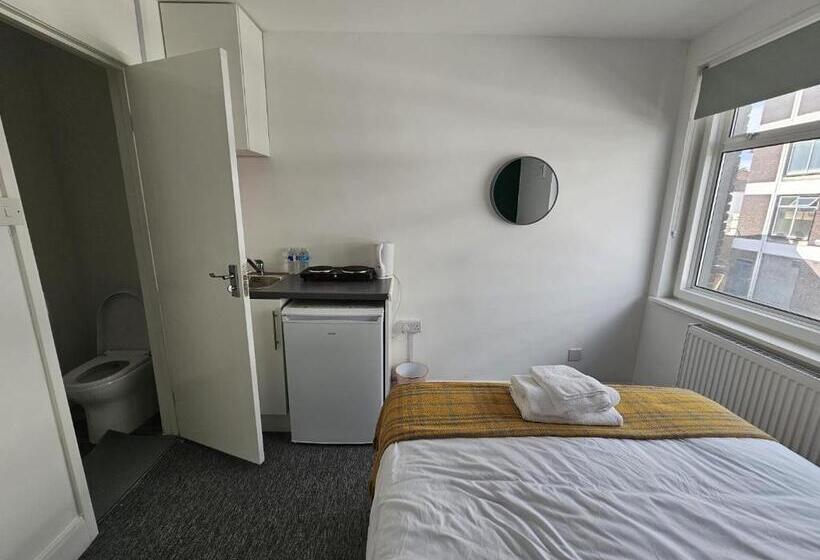 膳宿费 Livestay Affordable En Suite Studio Rooms In London, N14
