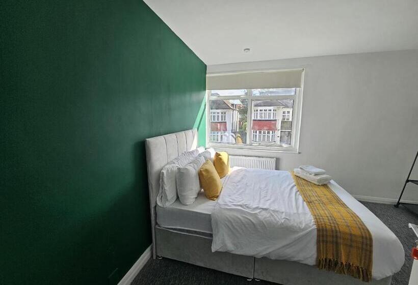 膳宿费 Livestay Affordable En Suite Studio Rooms In London, N14