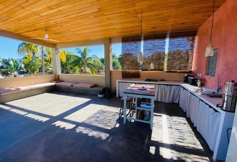 بنسيون Casa Taller