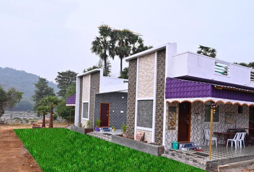 ペンション Dd Golden River View Resort