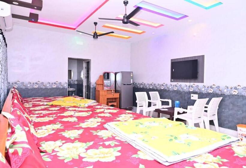 ペンション Dd Golden River View Resort