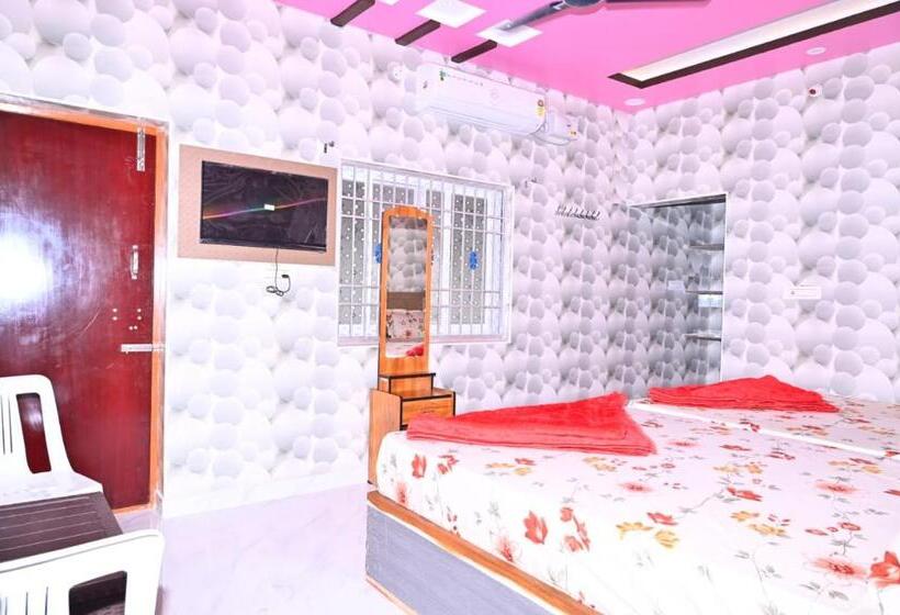 ペンション Dd Golden River View Resort