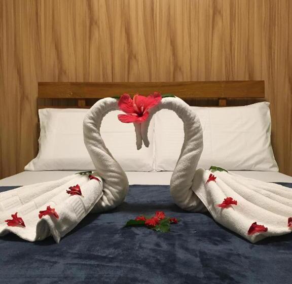 پانسیون Gbu Loboc River Guesthouse