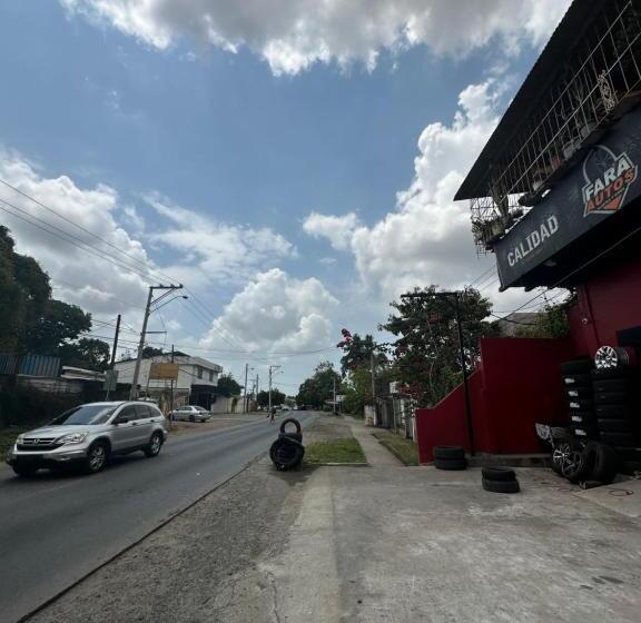 膳宿费 Hospedaje 168