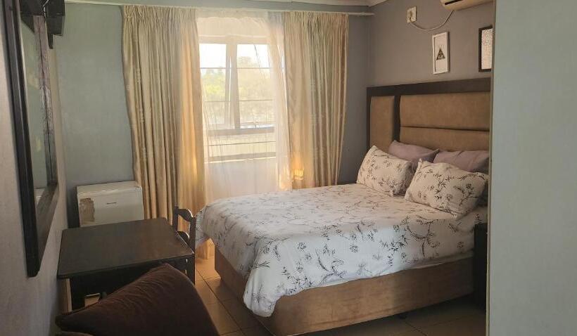 Пансион I B B Guesthouse