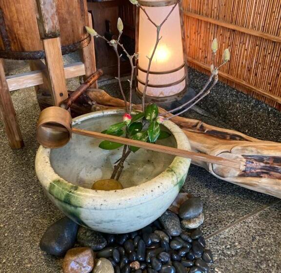 Pensió 金文堂　kinbundo