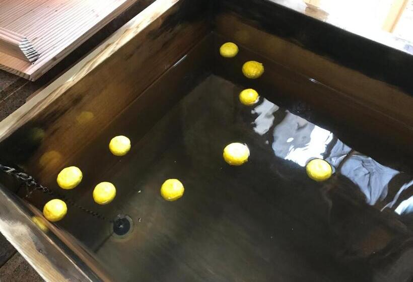 Pensió 金文堂　kinbundo