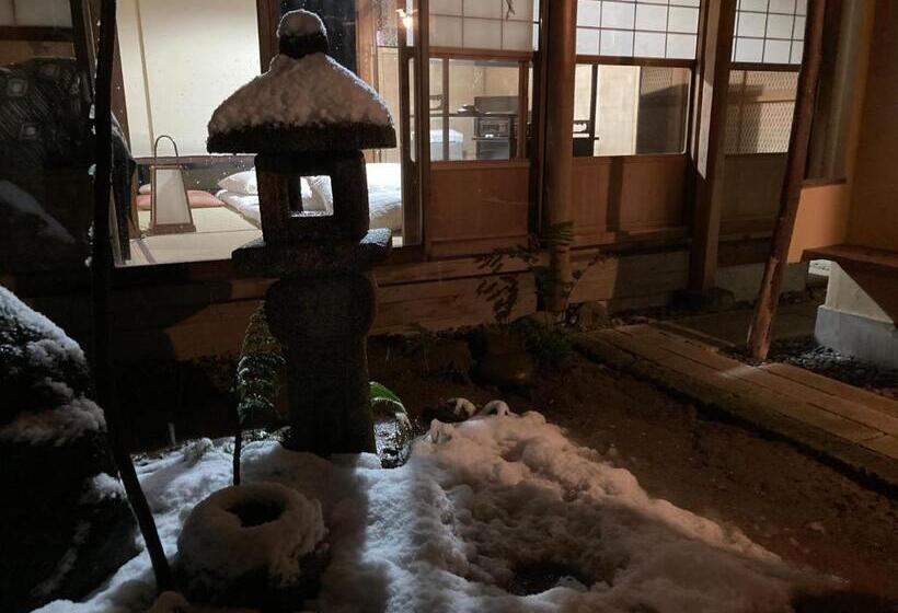 Pensió 金文堂　kinbundo