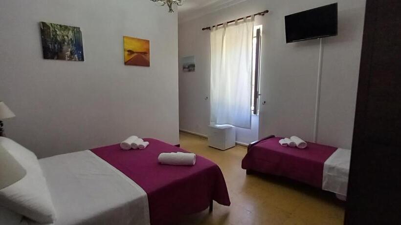 פנסיון Mediterraneo