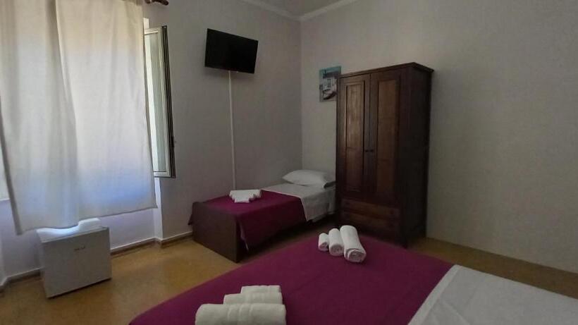 פנסיון Mediterraneo