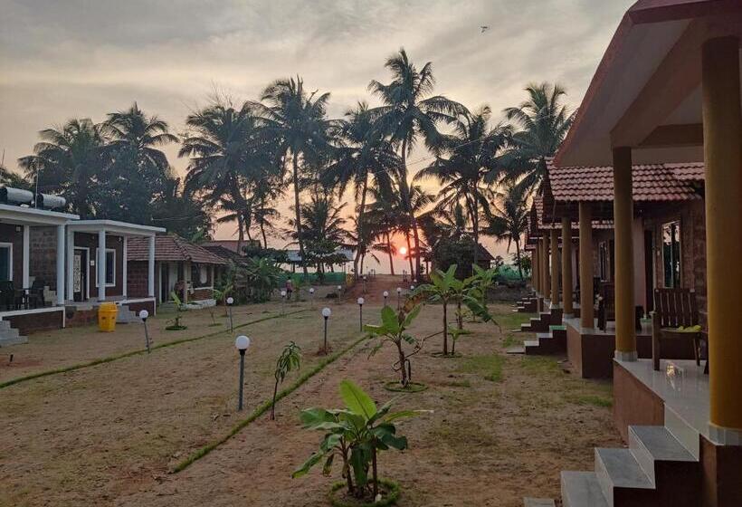 Пансион Niyama Beach Stay