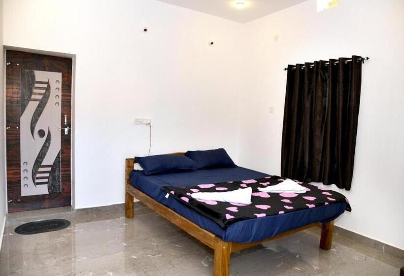 Пансион Niyama Beach Stay