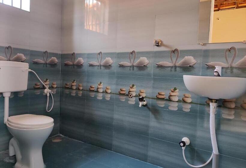 Пансион Niyama Beach Stay