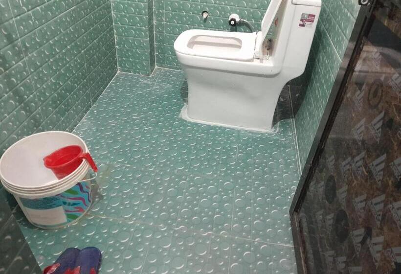 Пансион Ram Priya Gest House 5 Mint Waking Ram Mandir