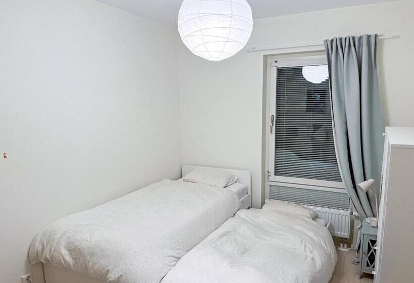 פנסיון Room In Guest Room   Guest Room   5 Min Walk Eurovision Hyllie