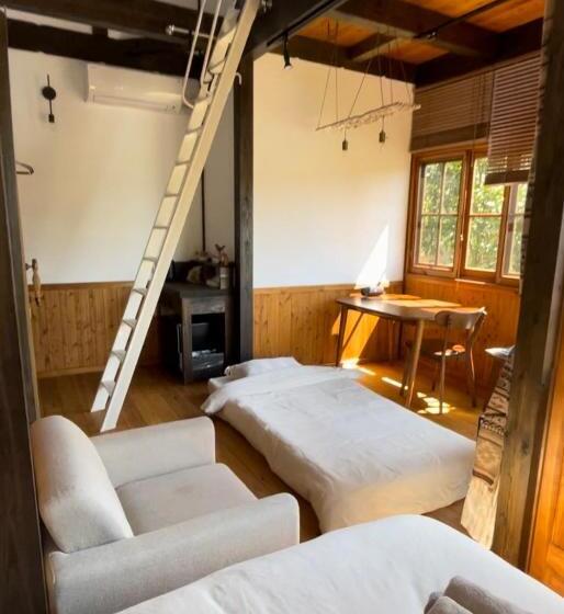 פנסיון Wood Be Good Inn