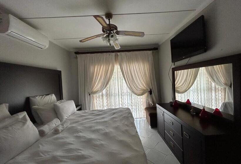 פנסיון Zinoma Guest House