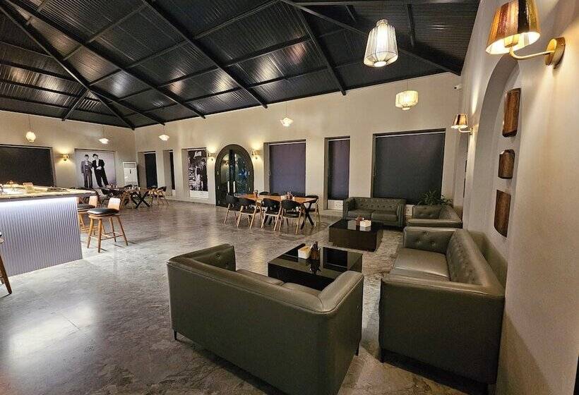 River Estates Luxury Resort & Spa