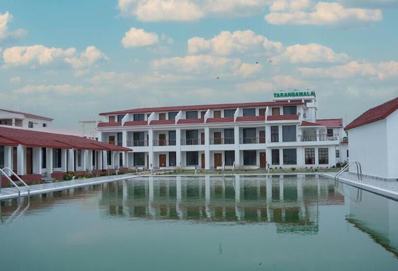 אתר נופש Tarangamala On Beach