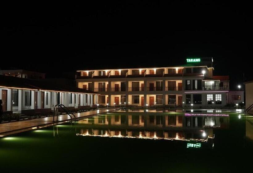 אתר נופש Tarangamala On Beach