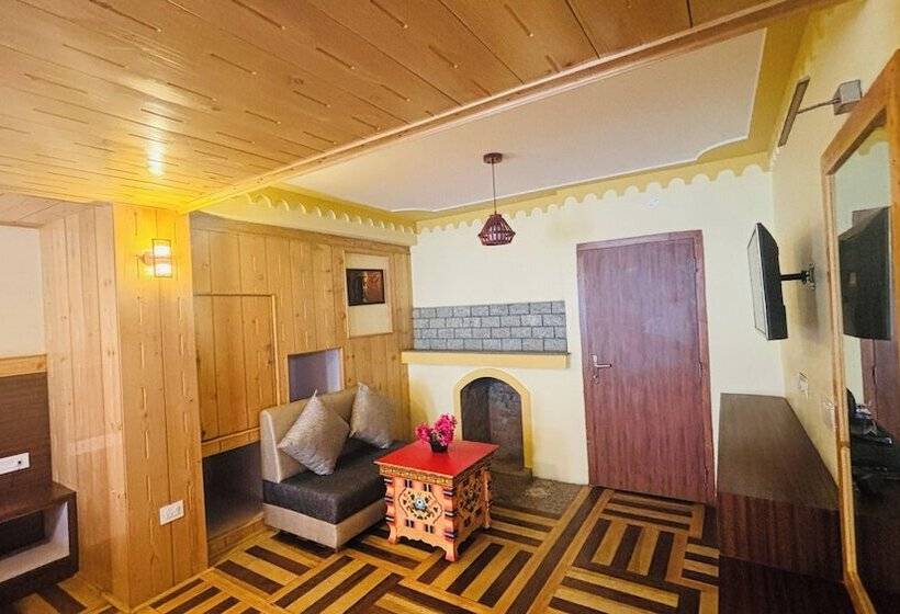 Udaan Tashi Gakhil Resort